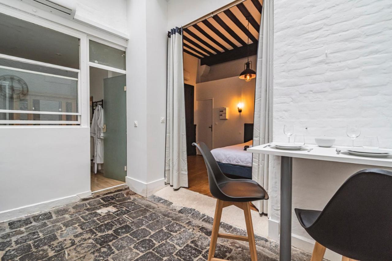 Tournelles Vue Cathedrale- Maison Climatisee Du Xvie Siecle Classee Apartment แร็งส์ ภายนอก รูปภาพ