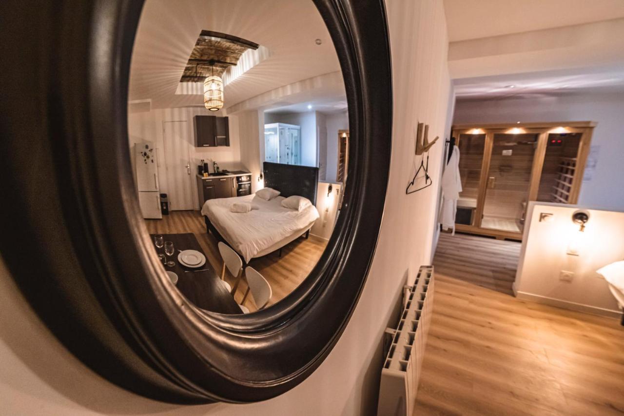 Tournelles Vue Cathedrale- Maison Climatisee Du Xvie Siecle Classee Apartment แร็งส์ ภายนอก รูปภาพ